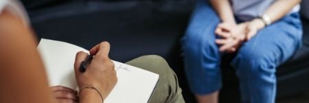 Neden psikoloğa gitmeliyiz? | Psikolojik destek almak