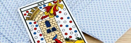 Yıkılan Kule Tarot Kartı: Anlamı ve Yorumu