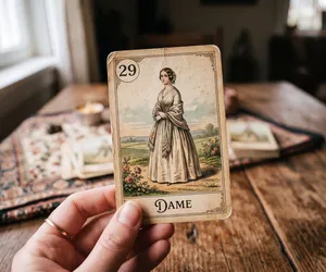 Leydi kartı: Lenormand Tarotu'nda anlamı