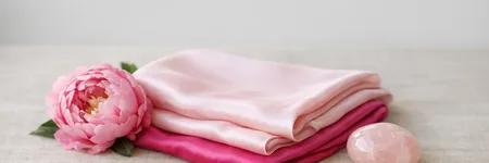 Pembe Rengin Anlamı: Aşk ve Şefkat