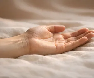 El Falında Bilek Çizgileri Ne Anlama Gelir?