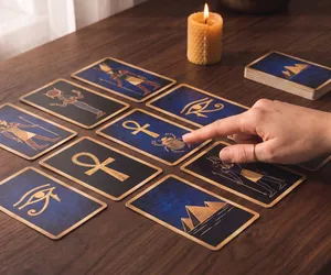Mısır Tarotu: 8 açılım yöntemi