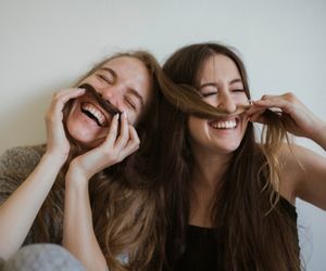 En yakın arkadaşla eskisi gibi olmamak | 🚩 10 işaret