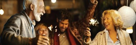 Yılbaşını Aileyle Geçirmek: Unutulmaz Bir Akşam İçin İpuçları